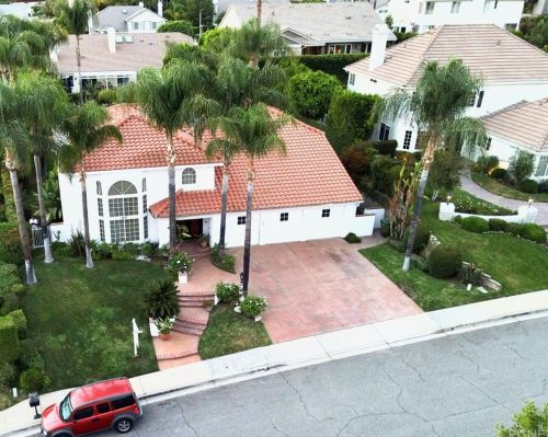 5535 Bromely Dr, Calabasas, CA 91377-4751
