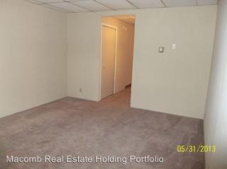 404 Adams St, Macomb IL  61455-1454 exterior