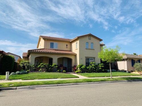 1752 Churchill Downs Cir, Valley Home, CA 95361-8683