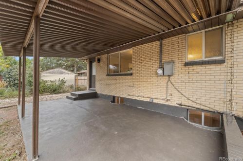 3900 Hazel Ct, Englewood CO  80110-4324 exterior