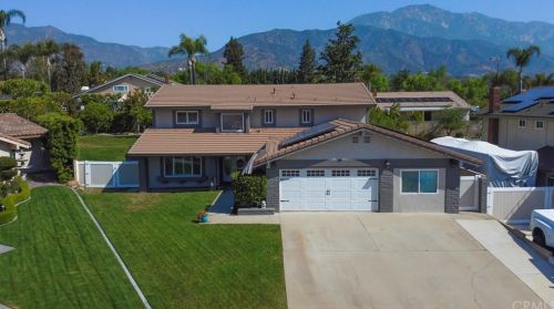 883 Juliet Ct, Upland, CA 91784-1207