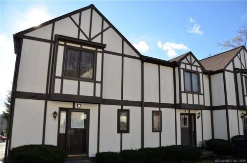 204 New Haven Ave, Derby CT  06418-2142 exterior