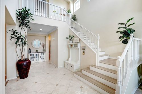9427 Newbridge Dr, Riverside, CA 92508-8003
