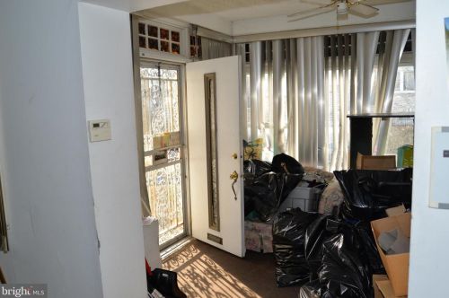 5821 12 St, Philadelphia PA 19141-4112 exterior