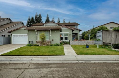 9401 Sierra Creek Dr, Elk Grove, CA 95624-6085