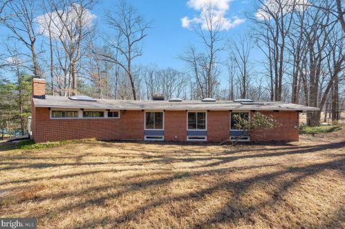 1006 Somerset Ln, Silver Spring MD 20904-6241 exterior