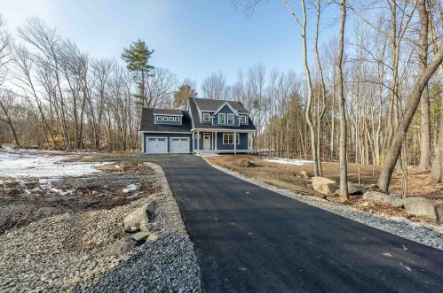 65 Pine Ridge Cir, Sandown, NH 03873-2236