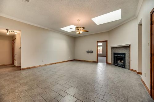 1307 Branch Hollow Dr, Carrollton TX  75007-1089 exterior