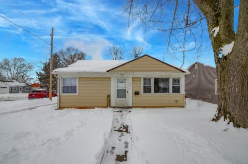 1236 44 Pl, Hobart IN exterior