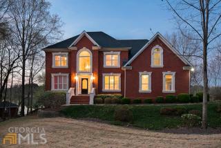 15 Kinloch Ct, Porterdale, GA 30014-8923