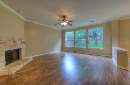 4004 Canyon Glen Cir, Austin TX  78732-2182 exterior