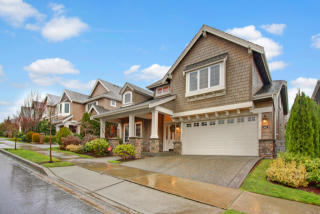 2603 Daphne St, Bellevue, WA 98029-2631