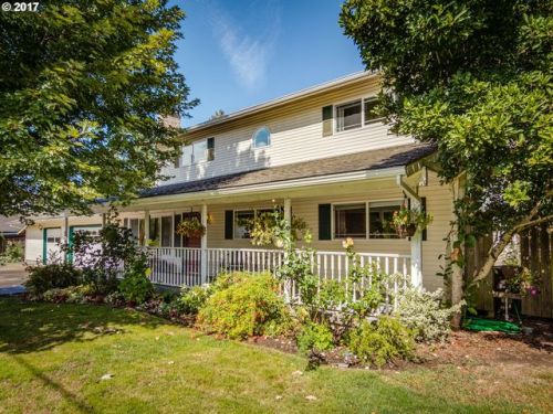 825 Queens Ln, Beaverton, OR 97124-2461