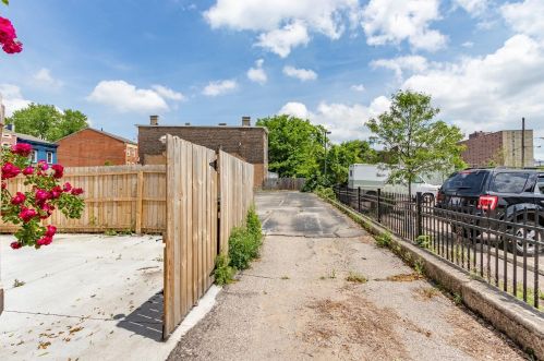937 Findlay St, Cincinnati OH  45214-2135 exterior