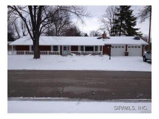 1300 Duval Dr, Godfrey IL  62035-1610 exterior