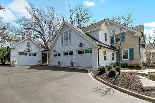 12325 Seminole Rd, Palos Park, IL 60464-1959