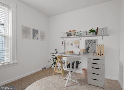 220 Liberty St, Lancaster PA  17602-1934 exterior