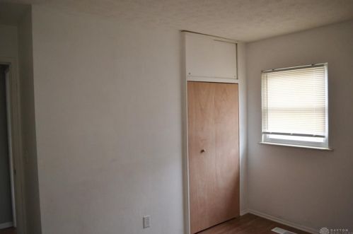 3304 Eastham St, Springfield OH  45503-1708 exterior
