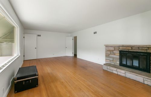 448 Westwood Dr, Minneapolis MN  55422-5272 exterior