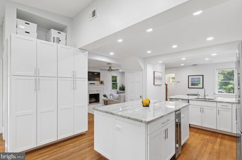 1314 Dl Dr, Silver Spring MD 20910-1601 exterior