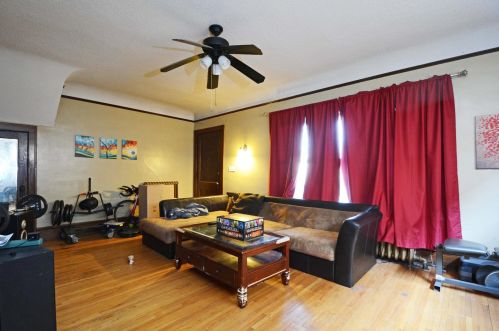 1834 Grand Ave, Saint Paul MN  55105-1403 exterior