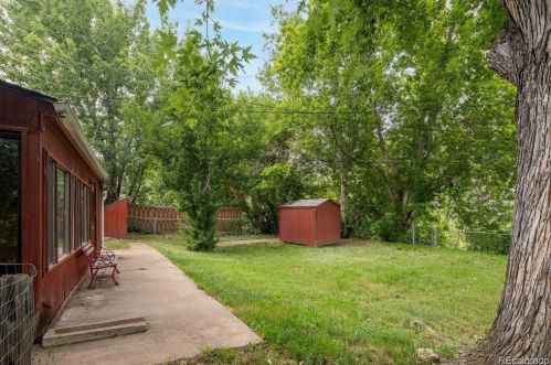 303 Iowa Dr, Lakewood CO exterior