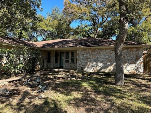 11515 Chancellroy Dr, Austin TX  78759-4415 exterior