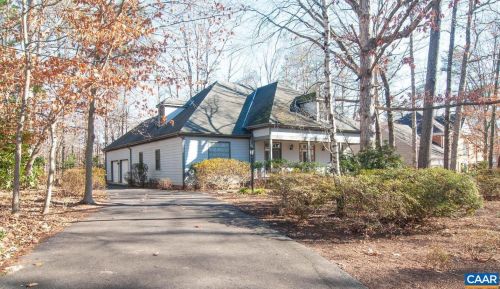 3011 Cove Ln, Charlottesville, VA 22911-7566
