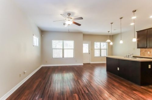 2046 Lost Pine Ct, Conroe TX  77304-3802 exterior