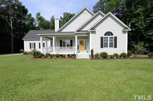62 Phillips Rd, Selma, NC 27576-6308