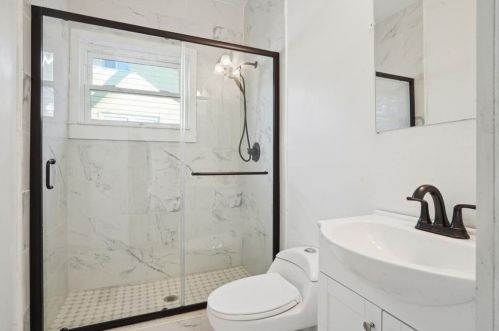 984 Burns Dr, Atlanta GA  30310-4632 exterior