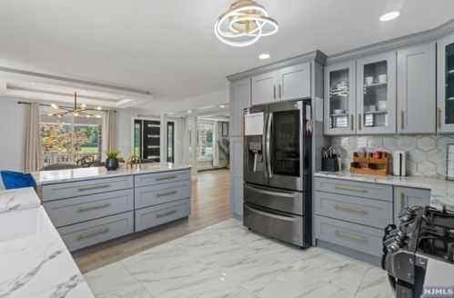 145 Totowa Ave, Paterson NJ  07502-0020 exterior