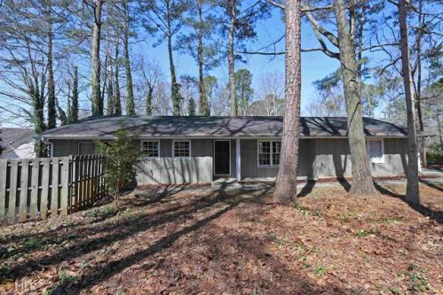 1117 Mandalay Ct, Lilburn, GA 30047-4226