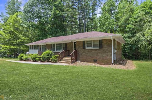 820 Gardner Rd, Stockbridge, GA 30281-1545