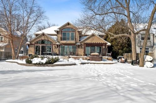 5630 Bald Eagle Blvd, Saint Paul MN  55110-6441 exterior