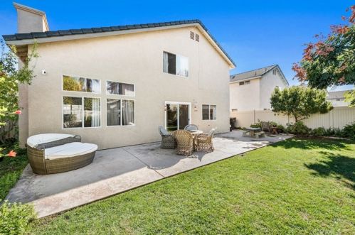 7631 Canberra Way, Riverside CA  92508-6067 exterior