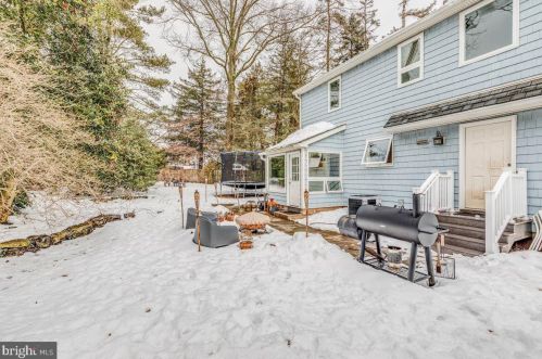 5 Queenston Pl, Princeton NJ  08540-3820 exterior