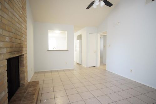1008 Bird Creek Dr, Austin, TX 78758-5704