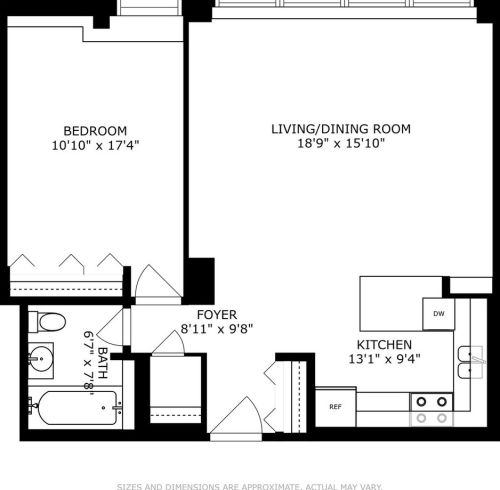 1255 Sandburg Ter, Chicago IL  60610-2258 exterior