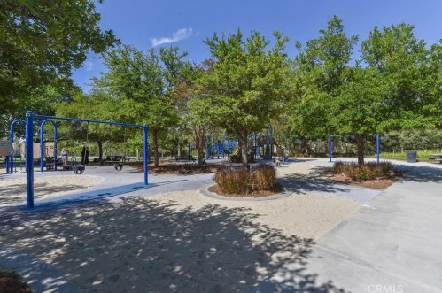 15 Tall Oak, Irvine CA  92603-4213 exterior