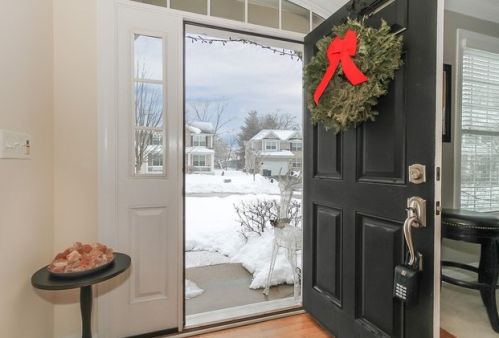 765 Ravinia Cir, Palatine, IL 60074-7602