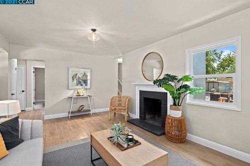 2060 Belmont Rd, Concord CA  94520-3902 exterior