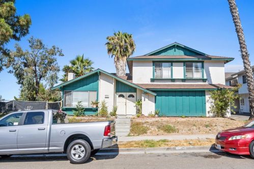 2181 Via Sonora, Oceanside, CA 92054-6353