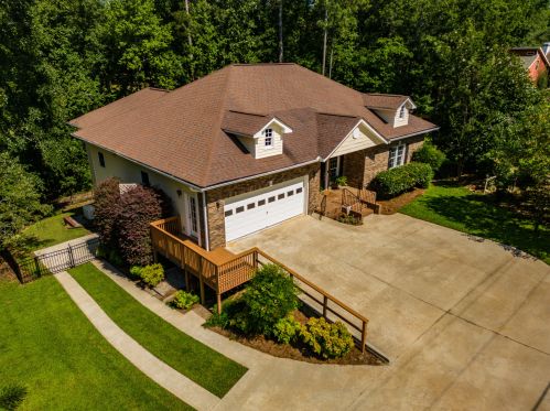 4056 Golfview Ct, Villa Rica, GA 30180-8510