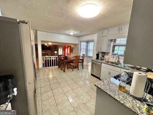 6091 Katherine Rd, Rex GA 30273-1120 exterior