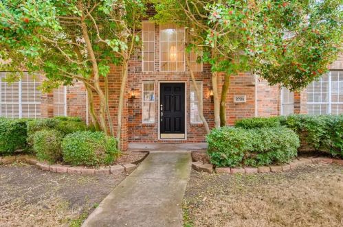 2708 Summit View Dr, Plano TX  75025-4134 exterior