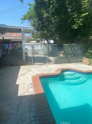 6742 Montclair Dr, Riverside CA  92504-1838 exterior