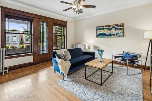 2232 Giddings St, Chicago, IL 60625-2002