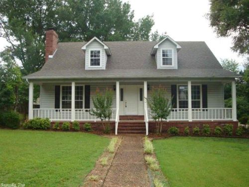 10 Cathy Dr, Searcy, AR 72143-7107