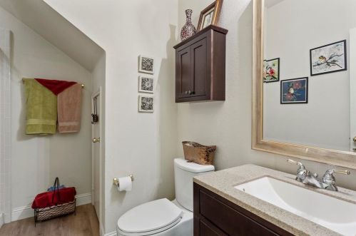 5800 Fathom Dr, Fort Worth TX  76135-7013 exterior